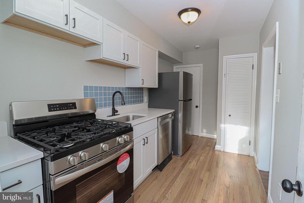 1705 WESTON,BALTIMORE