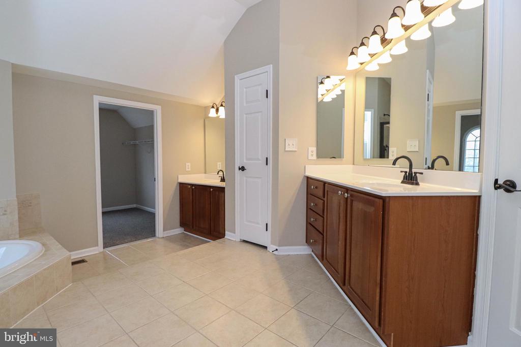 9820 KRAFT HILL RD,BALTIMORE