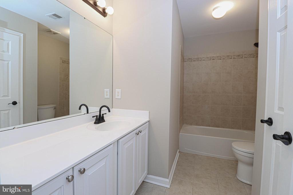 9820 KRAFT HILL RD,BALTIMORE