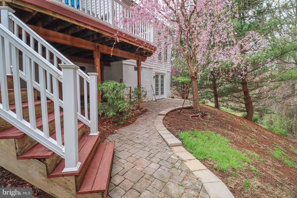 9820 KRAFT HILL RD,BALTIMORE