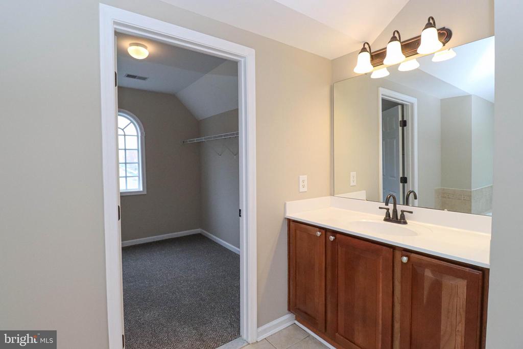 9820 KRAFT HILL RD,BALTIMORE