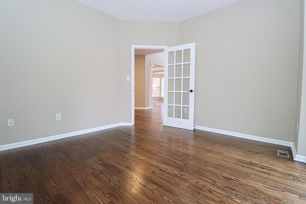 9820 KRAFT HILL RD,BALTIMORE