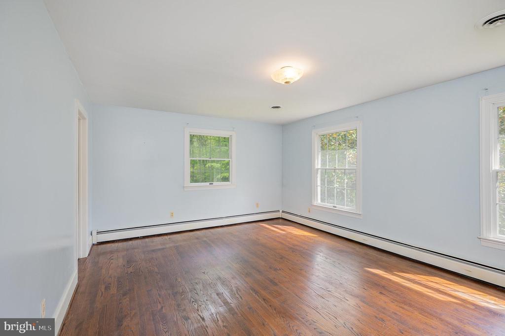 13086 LANGLEY ROAD