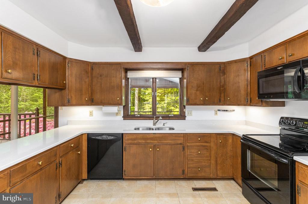 13086 LANGLEY ROAD