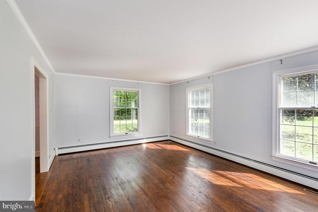 13086 LANGLEY ROAD
