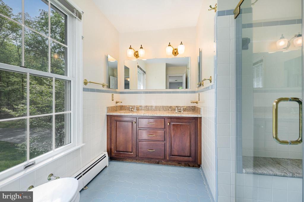 13086 LANGLEY ROAD