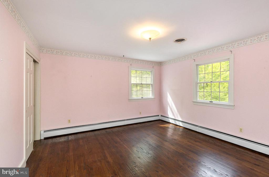 13086 LANGLEY ROAD