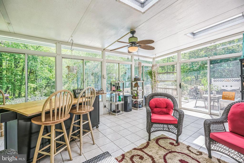 5476 HUCKLEBERRY DRIVE