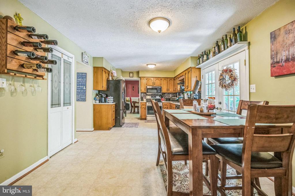 5476 HUCKLEBERRY DRIVE