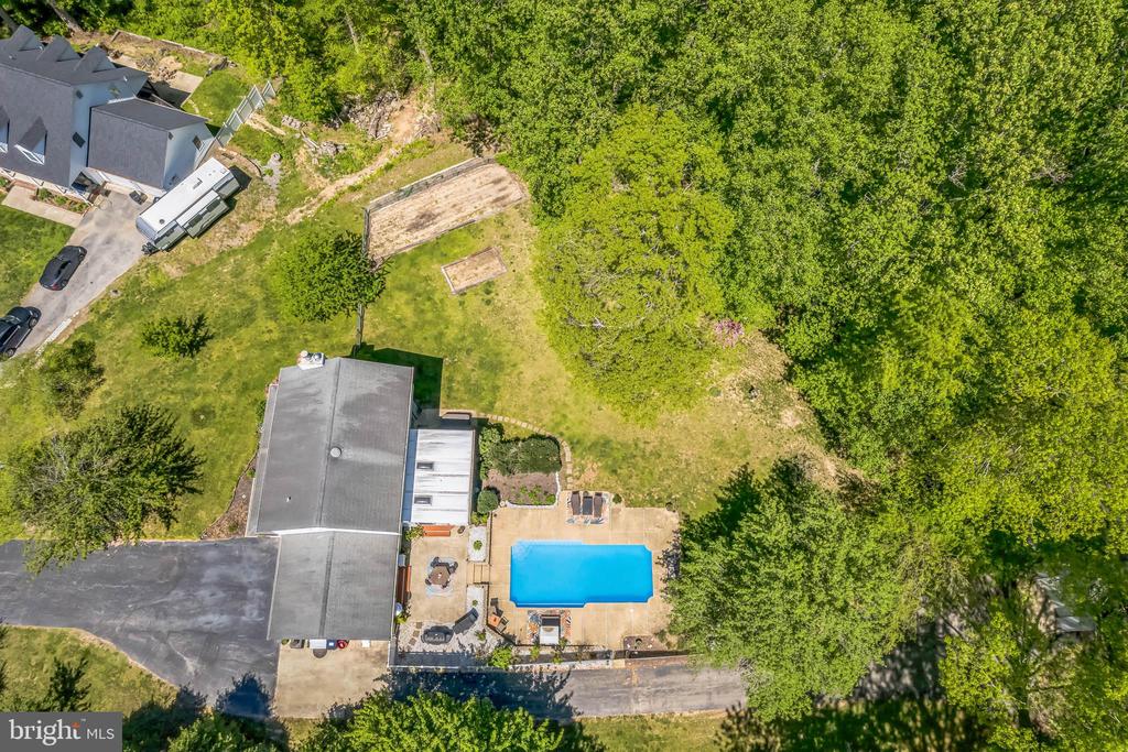 5476 HUCKLEBERRY DRIVE