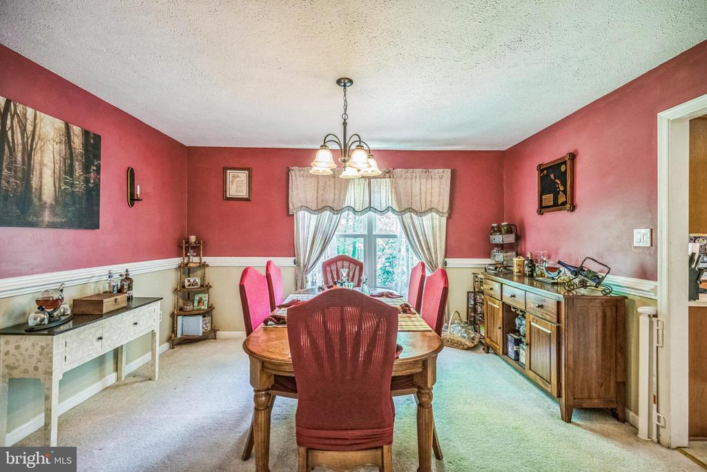 5476 HUCKLEBERRY DRIVE