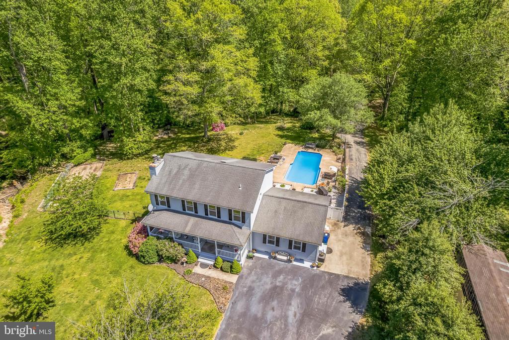 5476 HUCKLEBERRY DRIVE