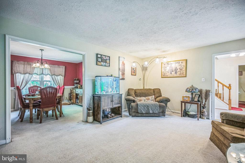 5476 HUCKLEBERRY DRIVE