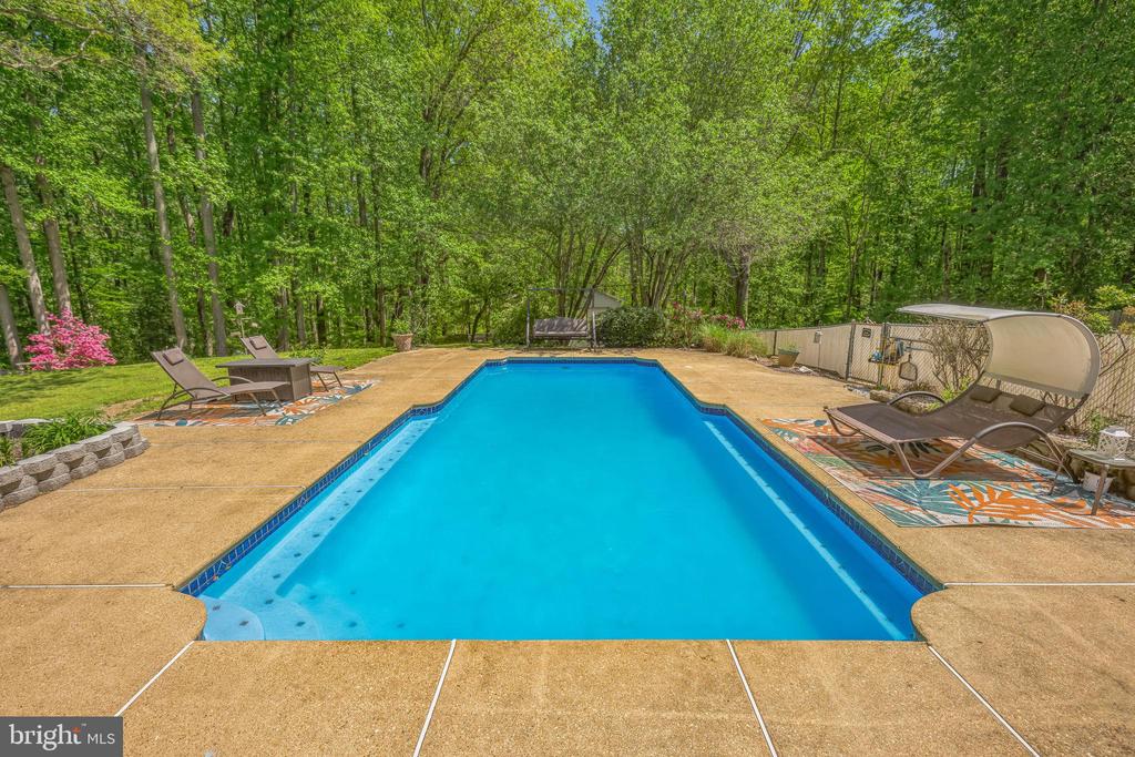 5476 HUCKLEBERRY DRIVE