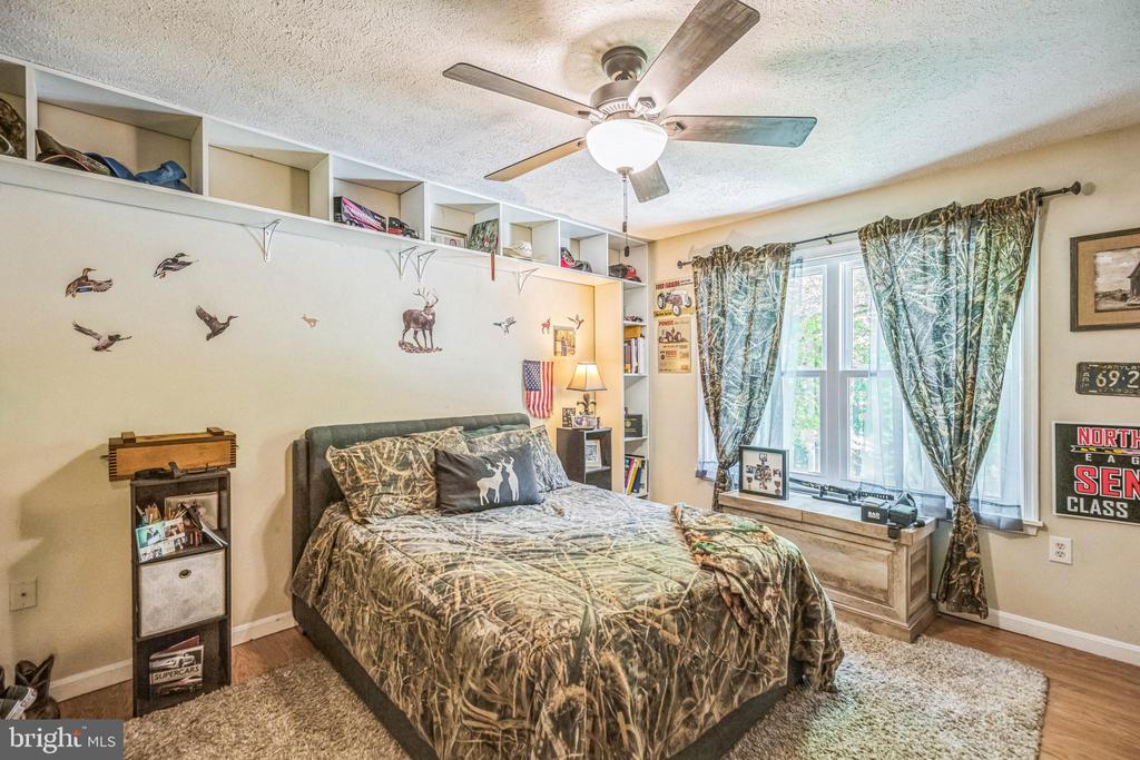 5476 HUCKLEBERRY DRIVE
