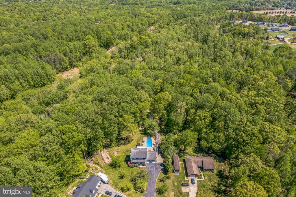 5476 HUCKLEBERRY DRIVE