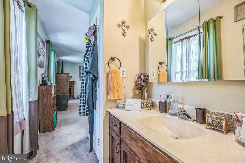 5476 HUCKLEBERRY DRIVE