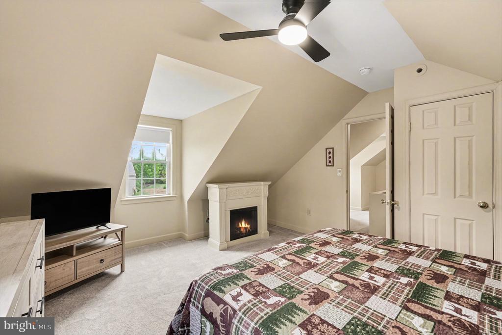 13370 BEACH HAVEN CIRCLE