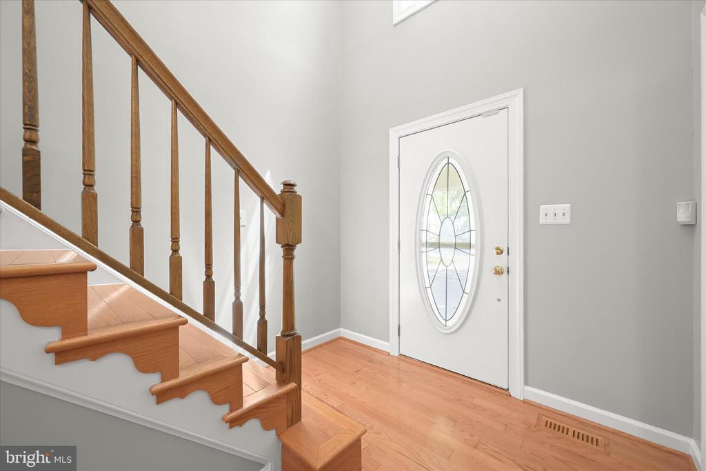8649 GOLDENSTRAW LANE