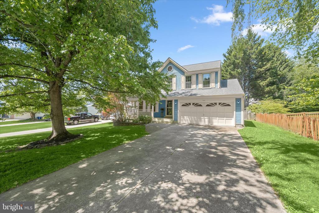 8649 GOLDENSTRAW LANE