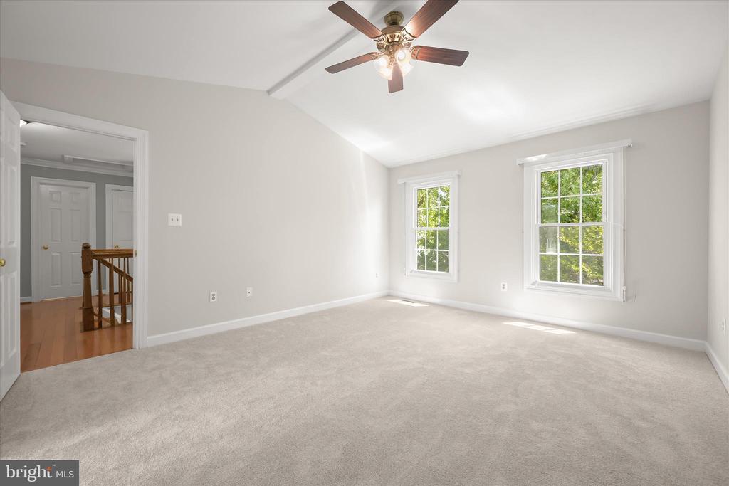8649 GOLDENSTRAW LANE