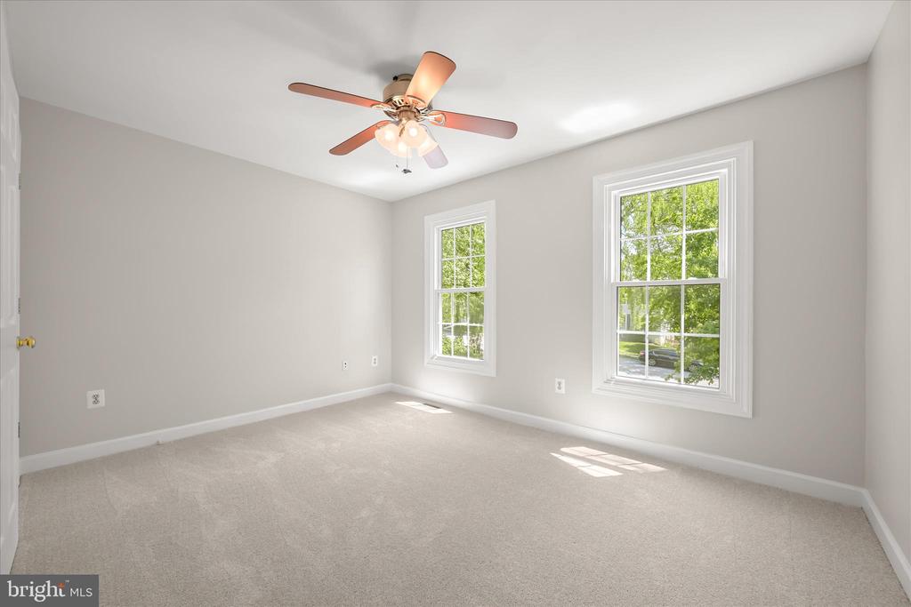 8649 GOLDENSTRAW LANE