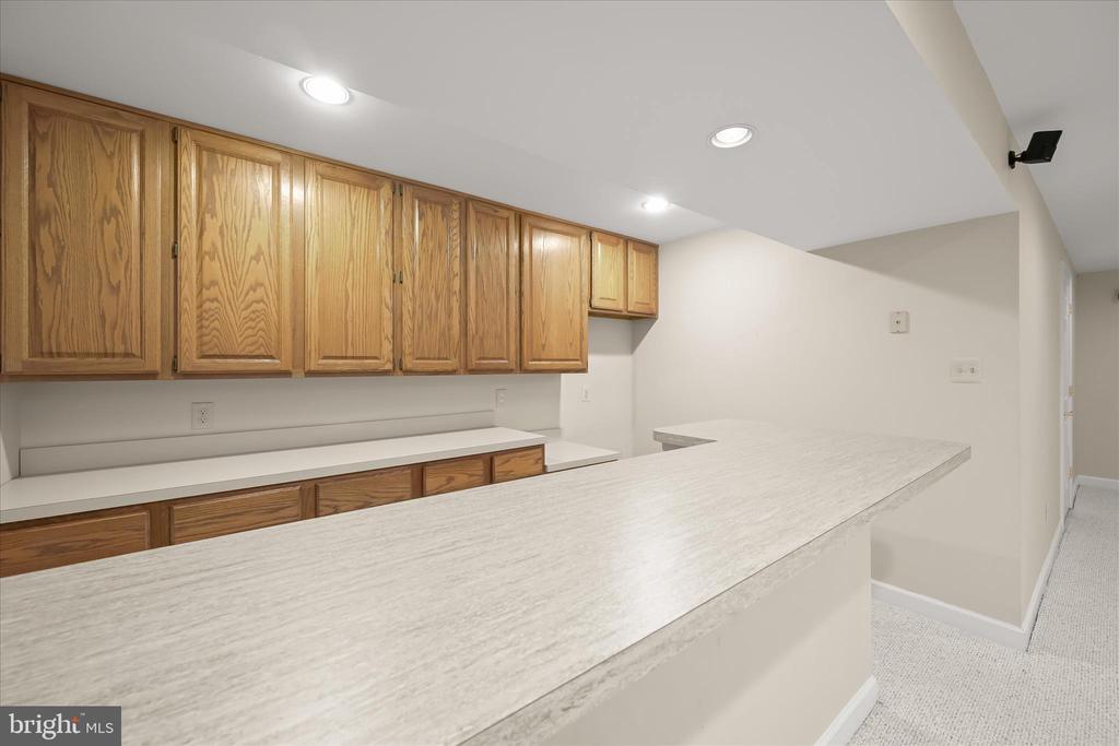 8649 GOLDENSTRAW LANE