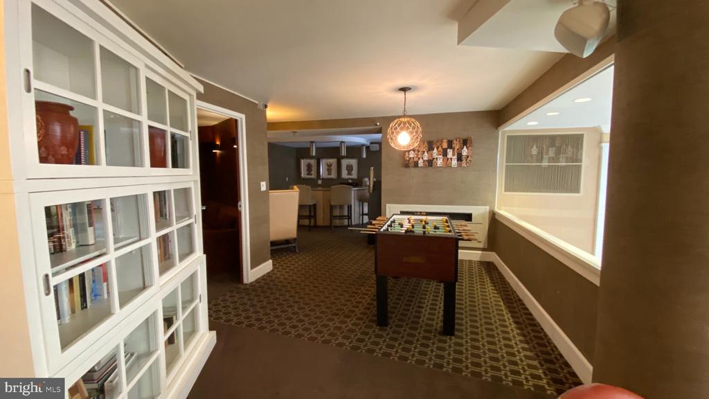 10101 GROSVENOR PLACE 1107