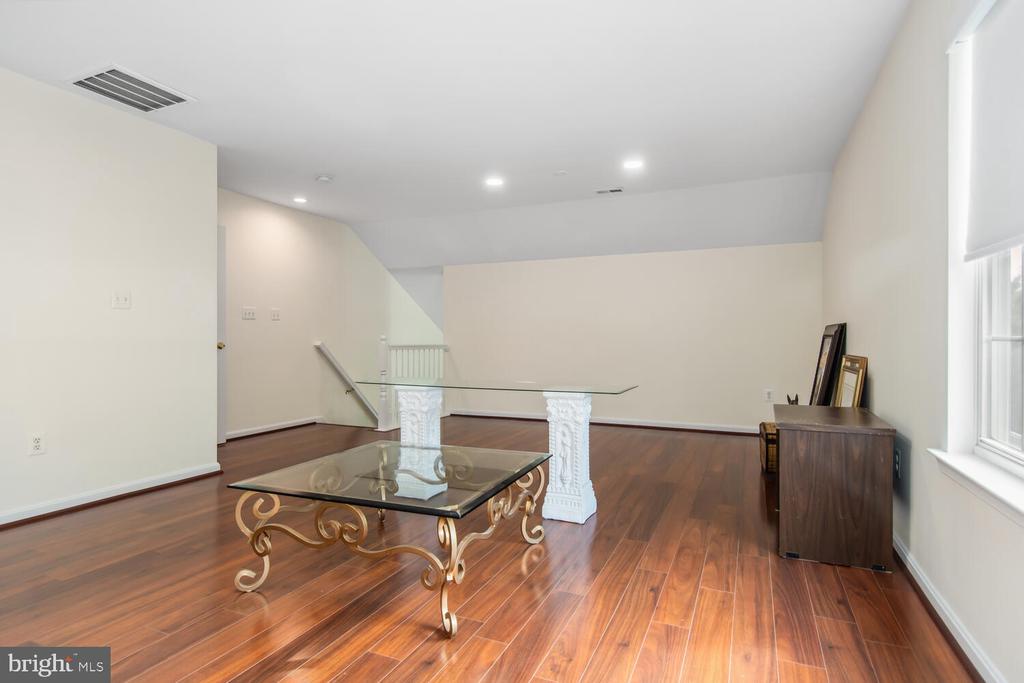 126 HARMONY WAY