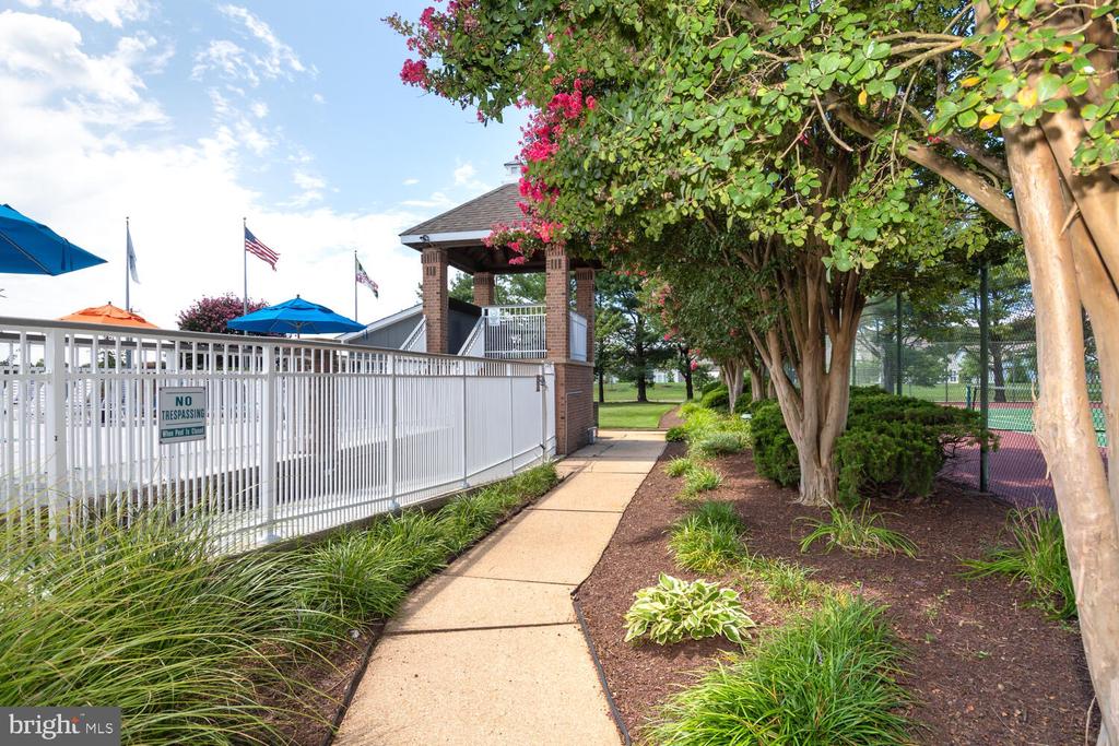 402 BLENNY LANE