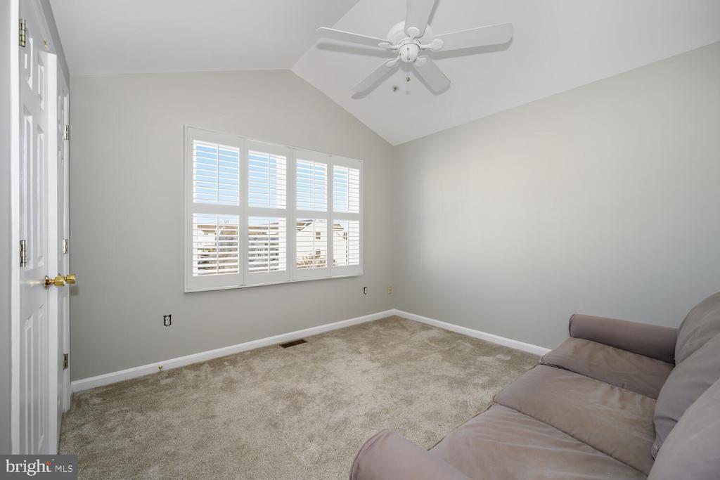 402 BLENNY LANE