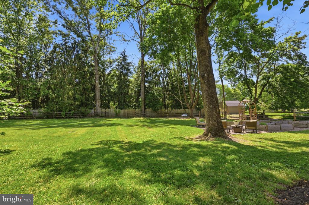 4687 WOODFIELD CIRCLE
