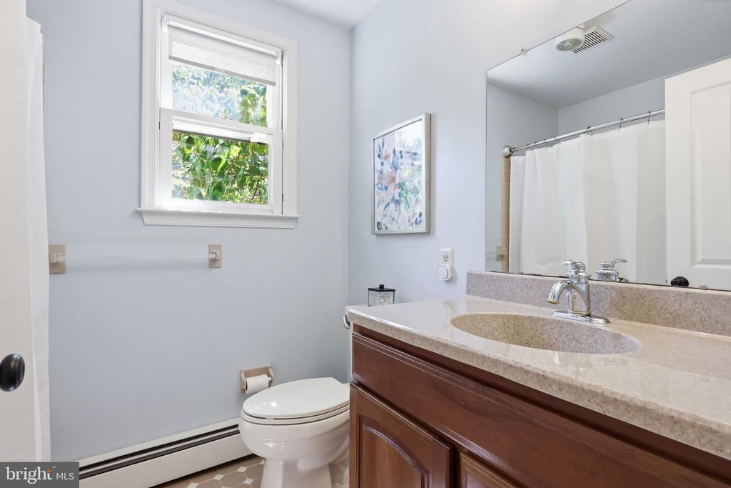 4687 WOODFIELD CIRCLE