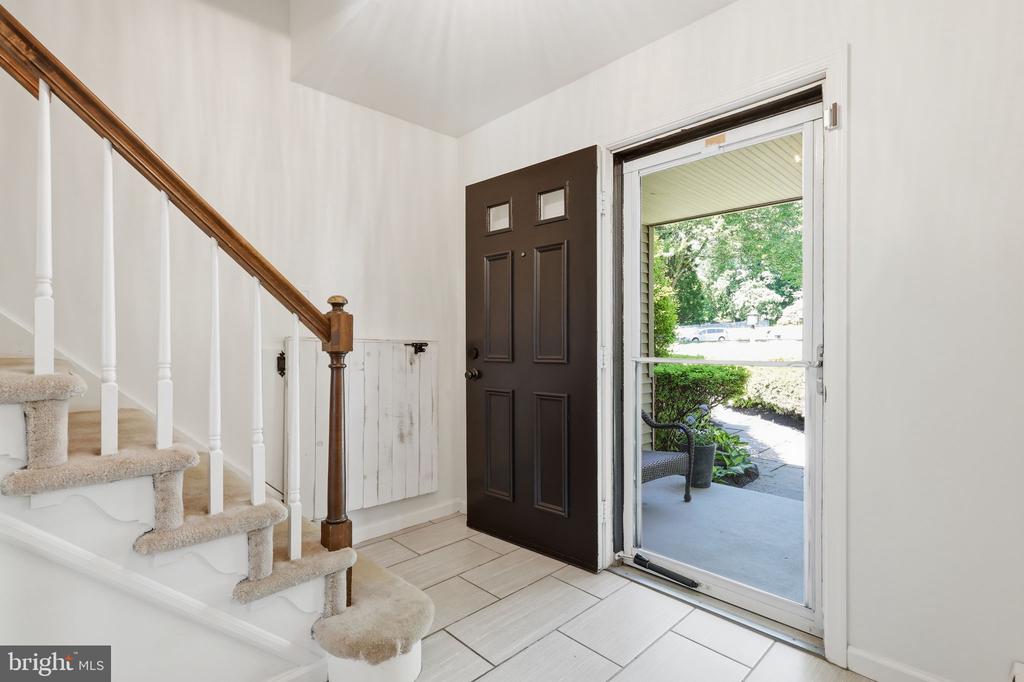 4687 WOODFIELD CIRCLE