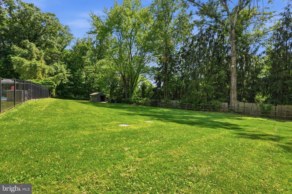 4687 WOODFIELD CIRCLE