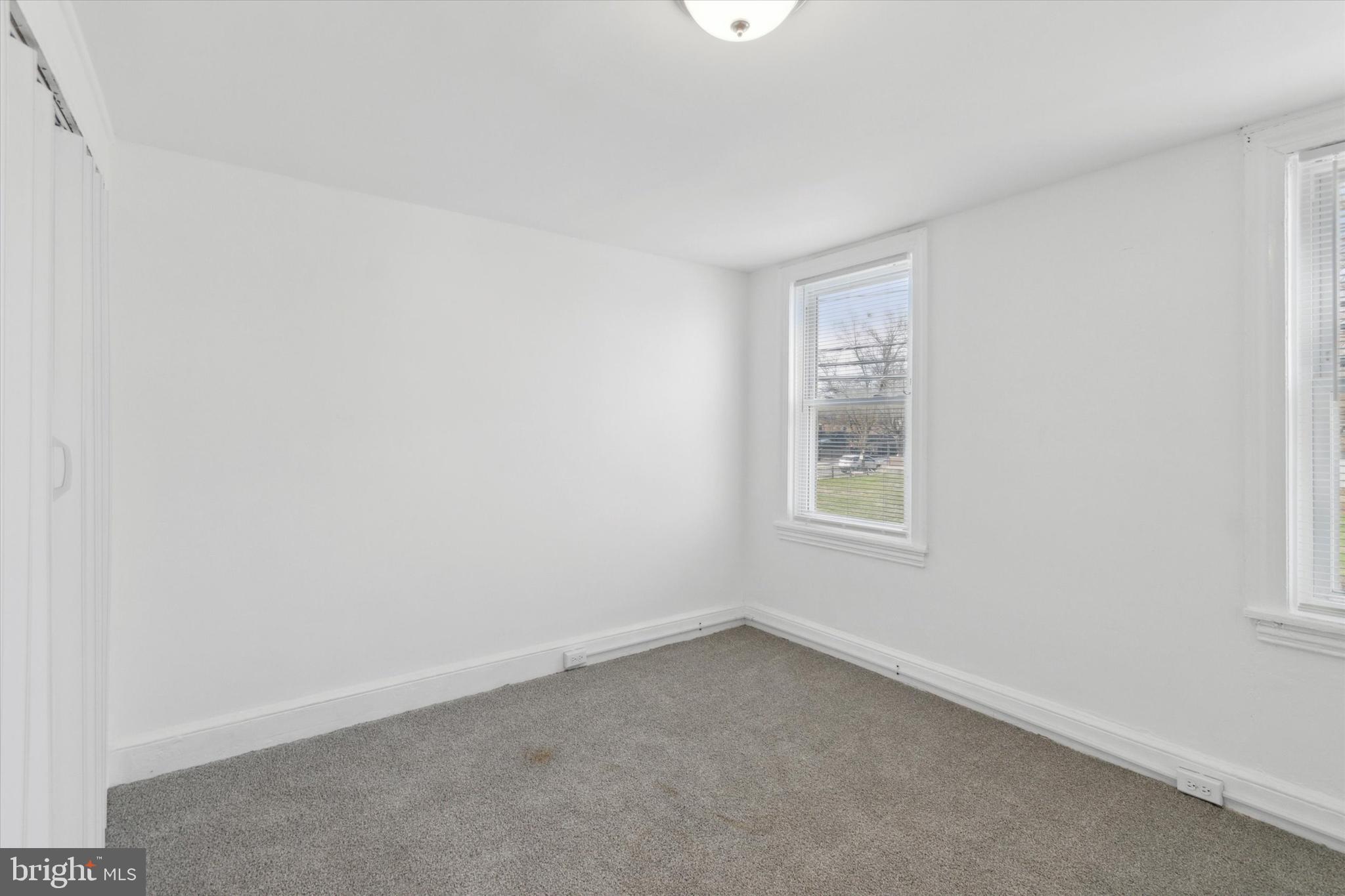 619 W 5TH STREET