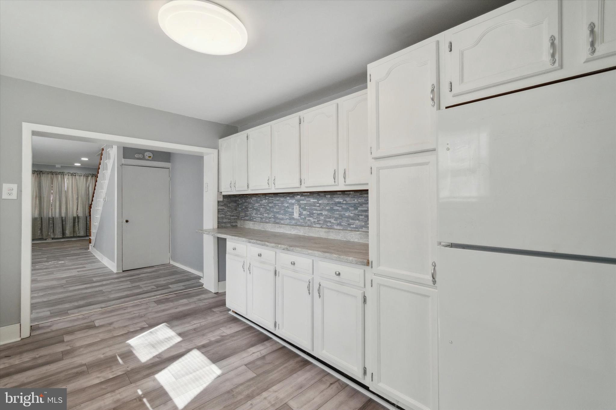 619 W 5TH STREET