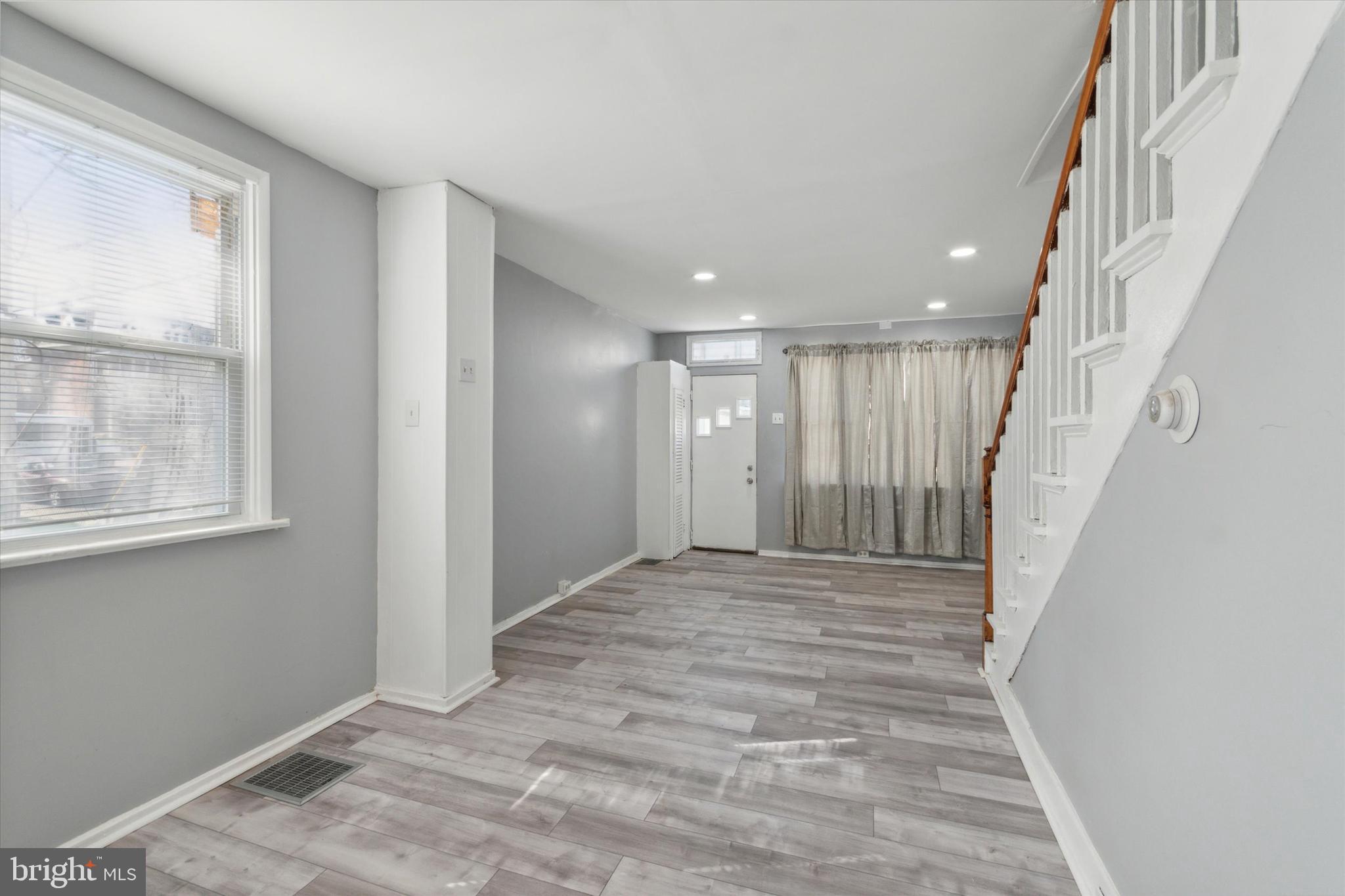 619 W 5TH STREET