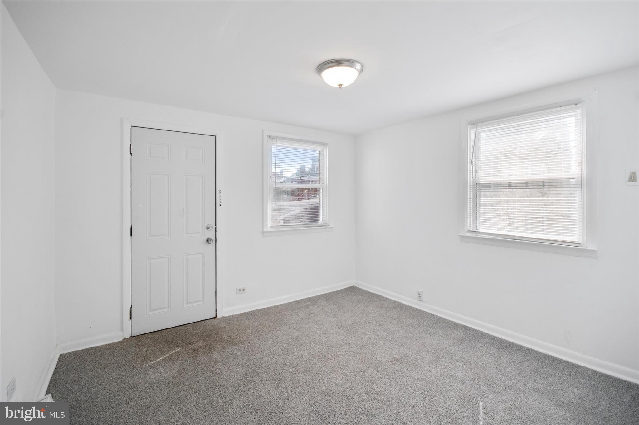 619 W 5TH STREET