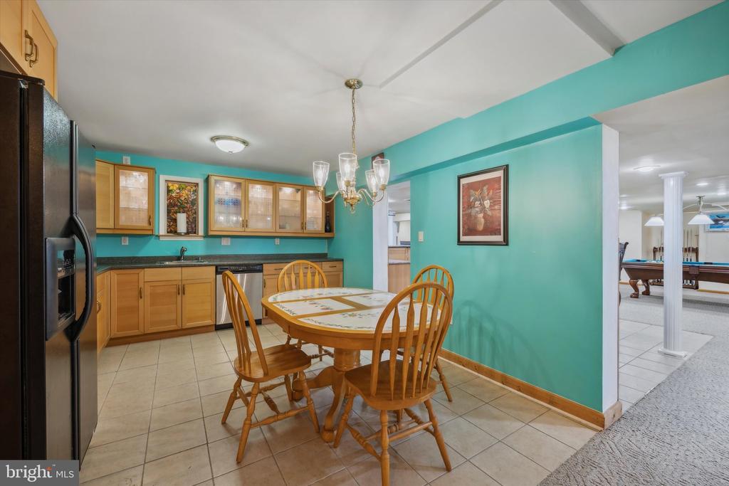 1 ROSE TREE DRIVE