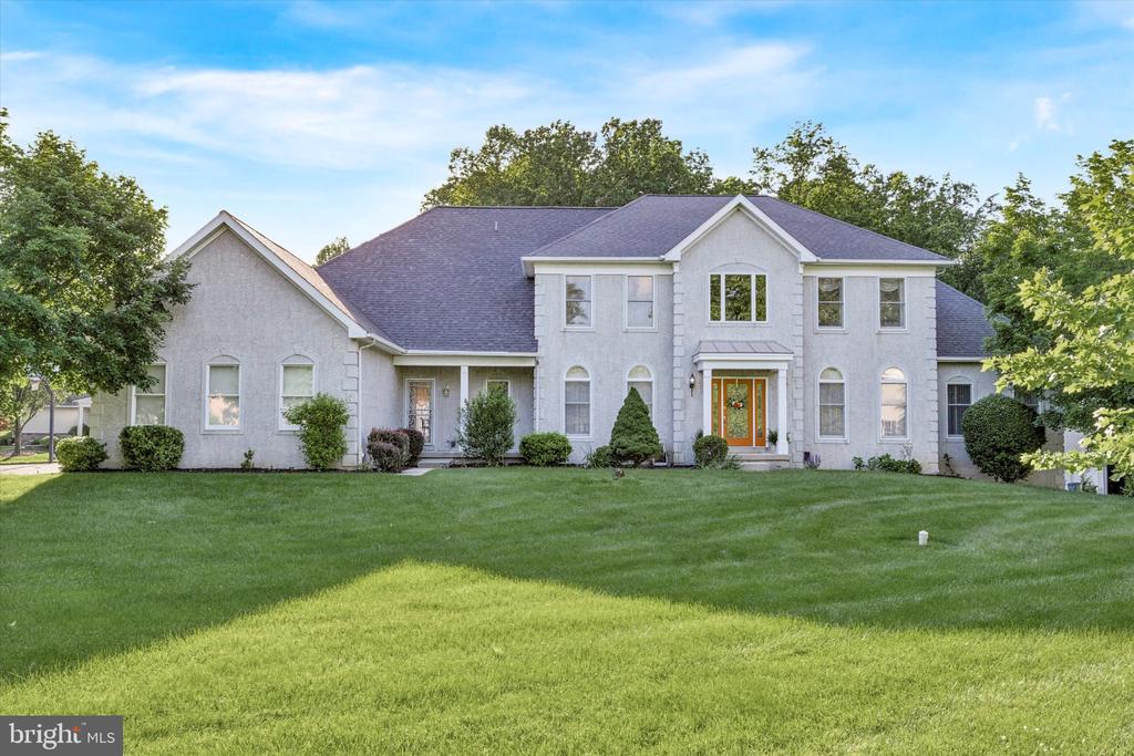 1 ROSE TREE DRIVE