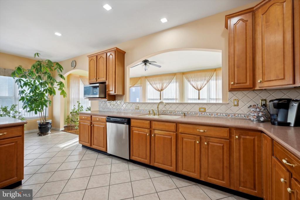1 ROSE TREE DRIVE