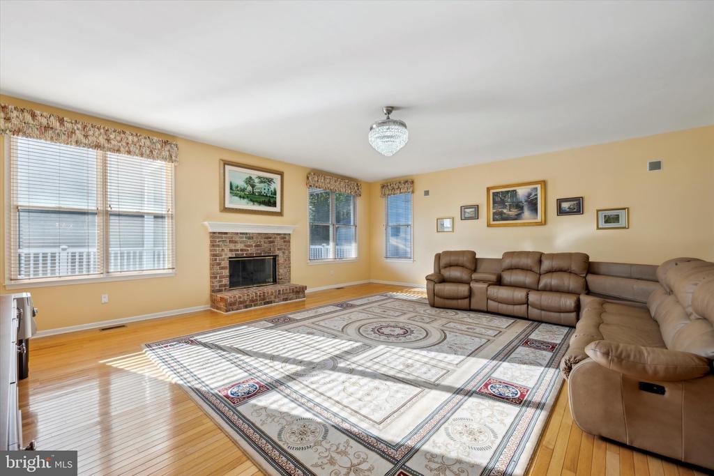 1 ROSE TREE DRIVE