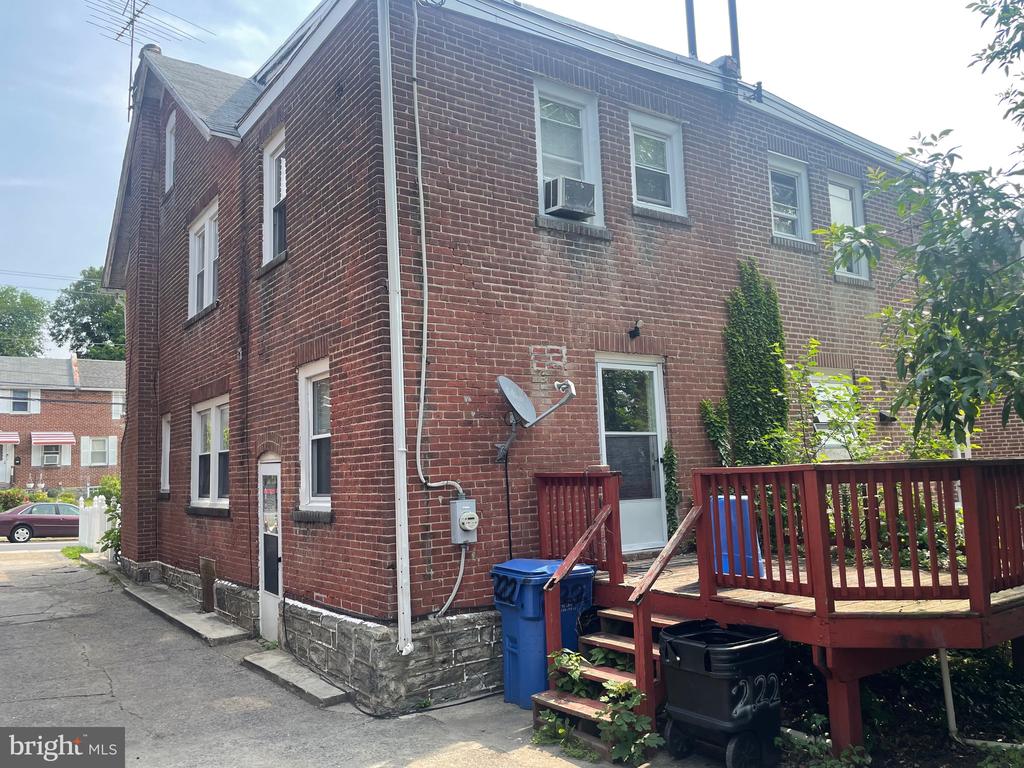 224 BARTLETT AVENUE