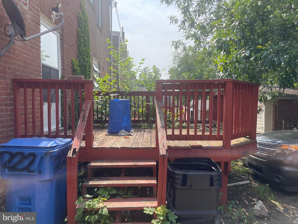 224 BARTLETT AVENUE