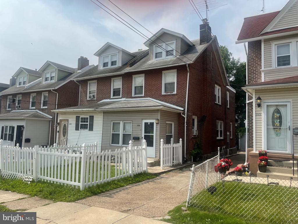 224 BARTLETT AVENUE