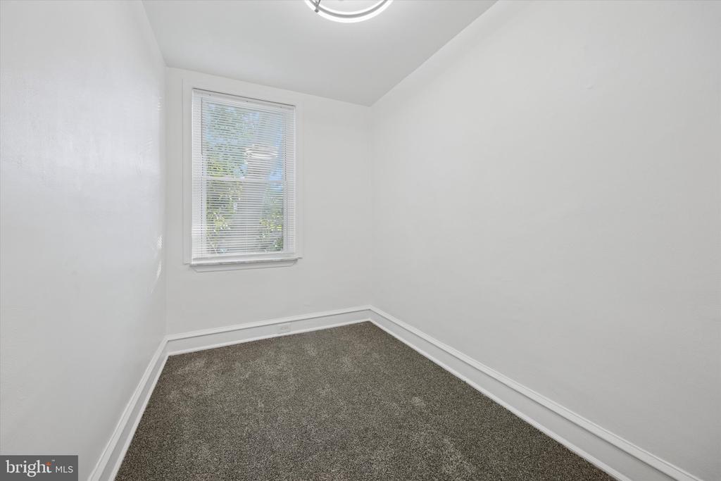 2515 S 68TH STREET