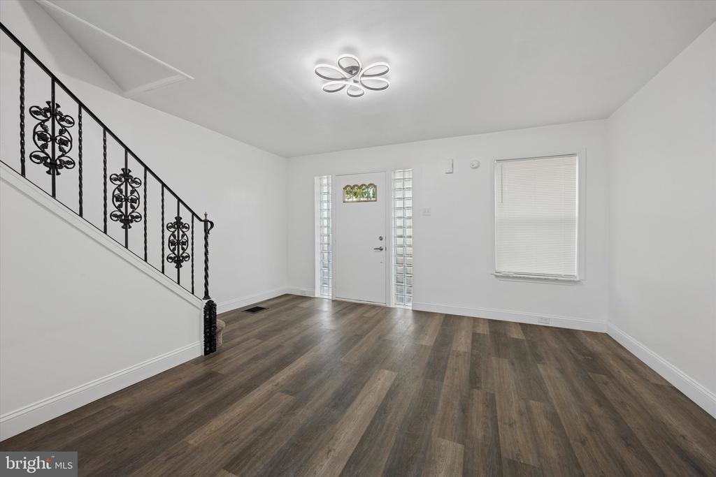 2515 S 68TH STREET