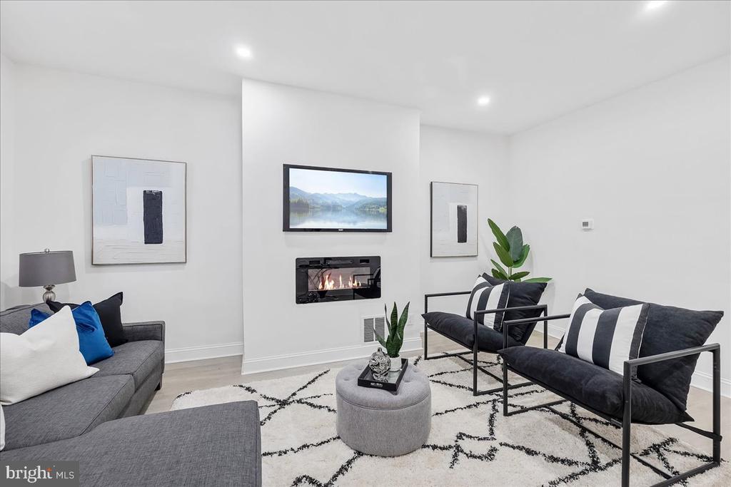 420 N 62ND STREET