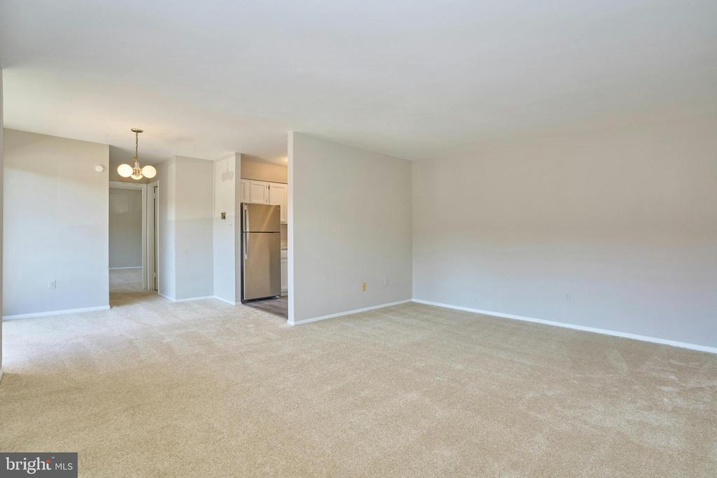 1504 S GEORGE MASON DRIVE 10